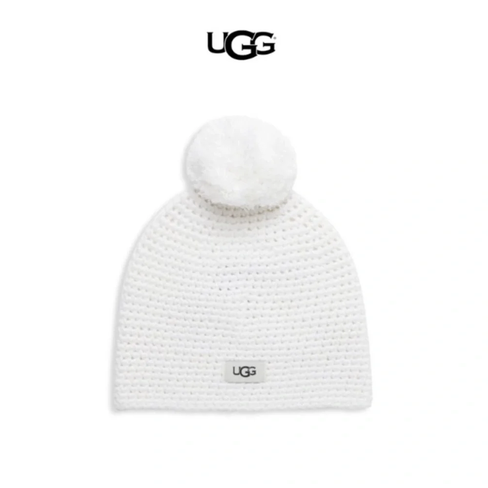 UGG White Ivory Pompom Beanie Knit Hat NWT - Picture 1 of 11